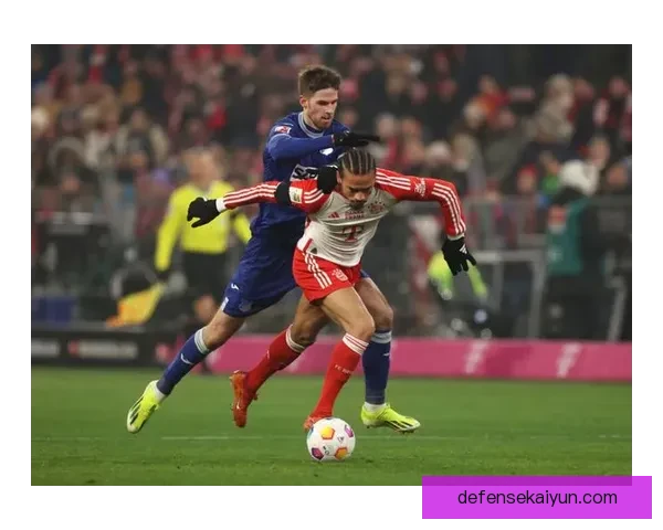 诺伊尔传球特点分析：稳健技术与场上视野兼具，助力球队组织进攻