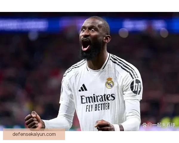 贝林厄姆欧冠冠军时刻：新星闪耀伯纳乌关键战